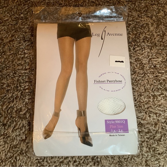 Leg Avenue fishnet pantyhose, style 9001Q, color white, Plus Size: 1X-3X - Picture 1 of 10